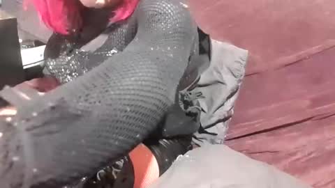 Pizzaz online show from October 2025 07:12:02 PM