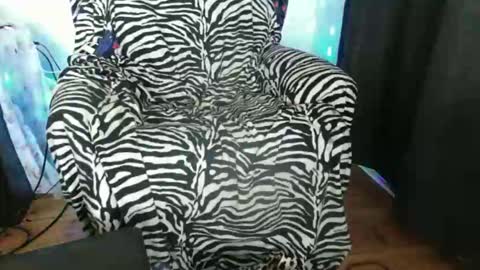 Pizzaz online show from January 2026 08:21:01 PM