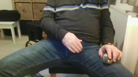 fullballs11 online show from January 2025 04:12:02 PM