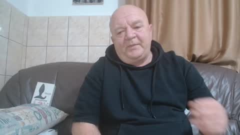 fullballs6 online show from December 2024 03:07:02 AM