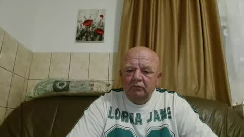 fullballs6 online show from September 2025 12:54:02 AM