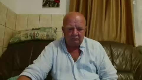 fullballs6 online show from September 2025 12:44:02 AM