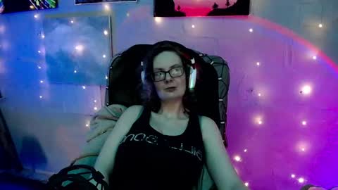 Princess Nellie  Captain Simon online show from February 2025 12:03:02 PM