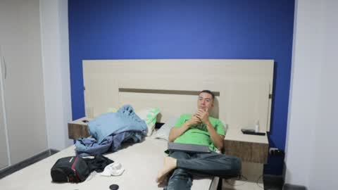 Sammygirl  tommy guy friends with benefits online show from December 2024 11:24:02 PM