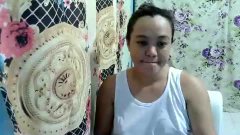 Snapshot of funluvnpinay4u chatting on June 2026 09:36:02 AM MAE online show from June 2026 09:36:02 AM