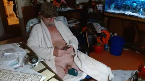 Snapshot of funmike2000 chatting on February 2026 01:10:02 AM mike online show from February 2026 01:10:02 AM