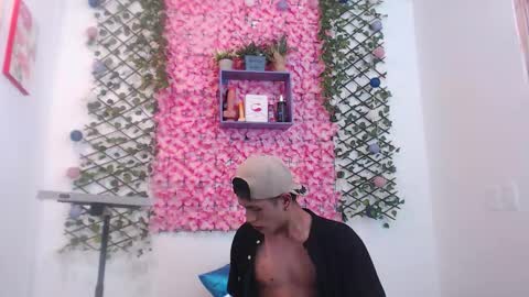 funny_and_horny online show from October 2025 02:30:01 AM