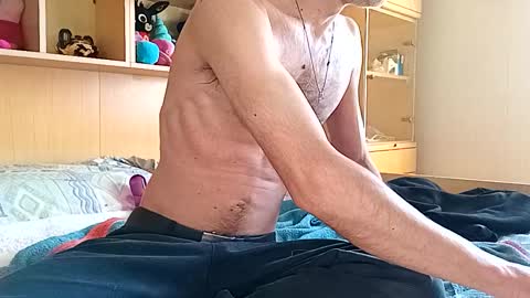 Italian men online show from December 2024 09:24:01 AM