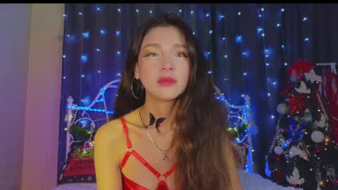 Tiffany online show from December 2024 10:13:01 PM