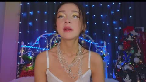 Tiffany online show from December 2024 01:15:02 AM