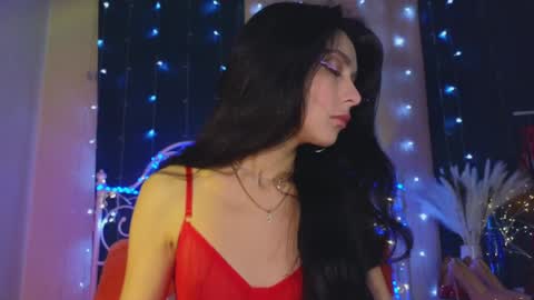 Tiffany online show from February 2025 05:31:01 AM