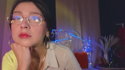 Tiffany online show from February 2025 10:39:01 PM