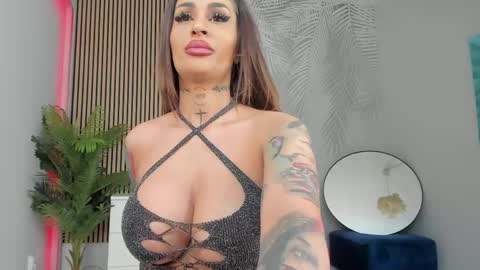Snapshot of funtasy_world chatting on May 2026 04:50:02 AM Jessy online show from May 2026 04:50:02 AM