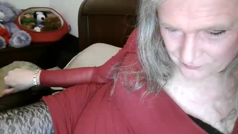 Snapshot of funtimetgirl chatting on April 2026 09:25:02 AM Jessie Love online show from April 2026 09:25:02 AM