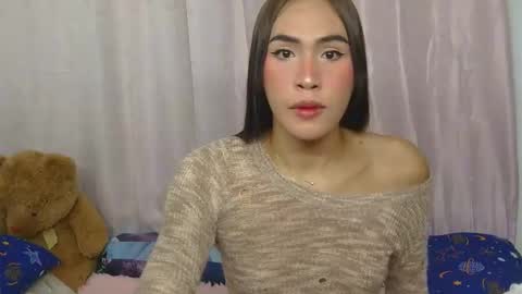 LIL LEE online show from April 2026 03:35:02 AM