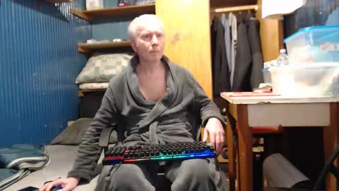 furosz online show from January 2026 05:07:02 PM