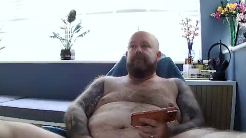 Snapshot of furrychubcub chatting on May 2026 02:12:01 PM Furry online show from May 2026 02:12:01 PM