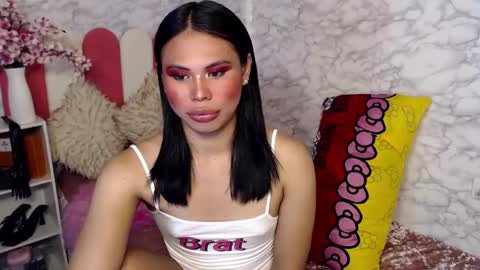 fuschiafucker online show from February 2025 02:12:01 AM