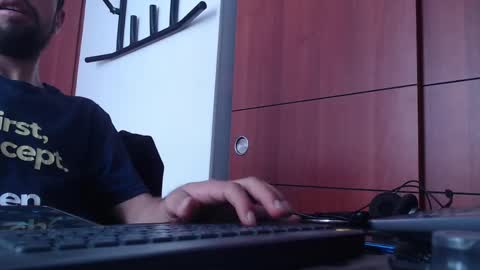 andrew online show from March 2025 05:50:01 PM