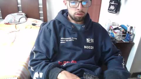andrew online show from May 2026 09:55:01 PM