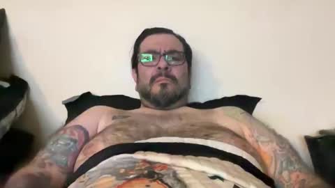 Snapshot of fvguru chatting on February 2026 03:57:01 PM TatdDaddy online show from February 2026 03:57:01 PM