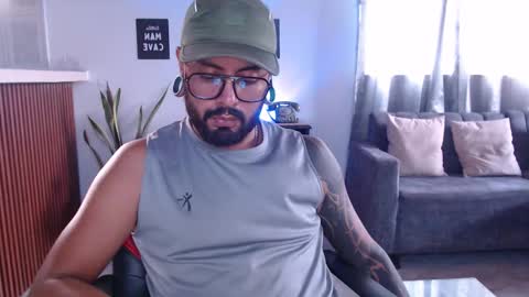 Miguel Angel online show from February 2026 12:05:02 PM