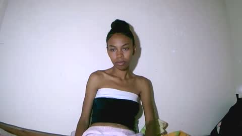 fyah1027 online show from December 2025 04:40:02 AM