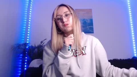 Gabriela online show from December 2024 03:53:01 AM