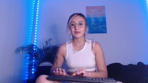 Gabriela online show from January 2025 12:30:01 AM