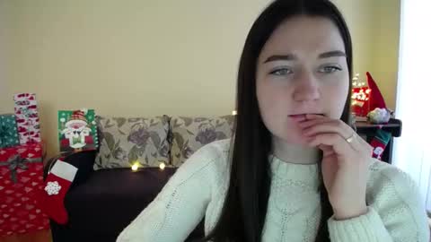 Jaklin online show from January 2025 09:00:01 AM