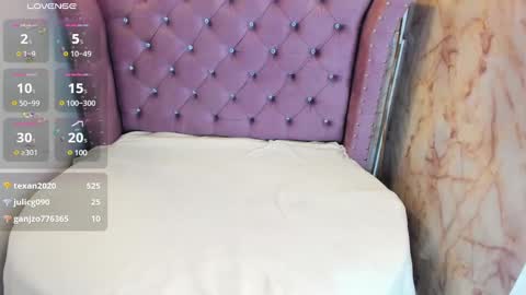       online show from December 2024 06:28:02 PM