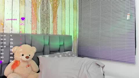 Gabriela  online show from January 2025 03:00:02 AM