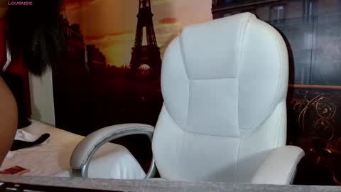 gabi_prince online show from October 2025 07:48:02 PM