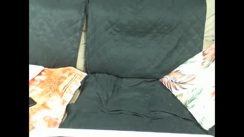 gaby  layla online show from January 2025 02:04:02 AM