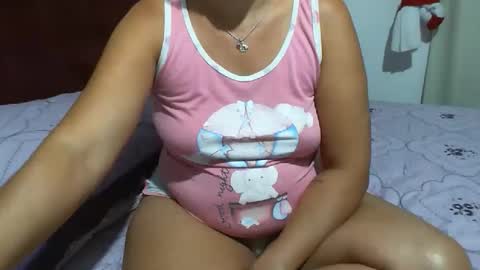 gaby  layla online show from April 2026 08:22:01 PM