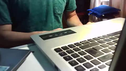 javier online show from February 2025 04:24:01 PM