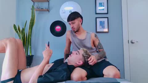 gabriel_and_geronimo online show from September 2025 06:30:02 PM