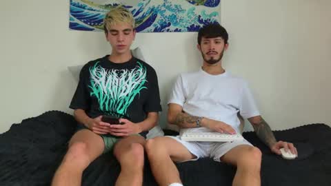 gabriel_and_geronimo online show from April 2026 05:47:01 PM