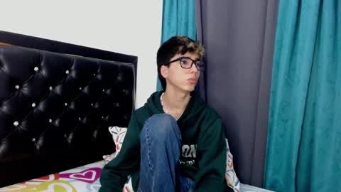 gabriel_x18 online show from March 2026 04:58:01 AM