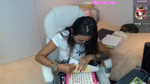 Snapshot of gabriela_morales01 chatting on January 2025 03:20:02 AM . online show from January 2025 03:20:02 AM