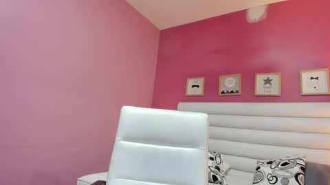 Gabriela salgado online show from February 2025 10:59:02 AM