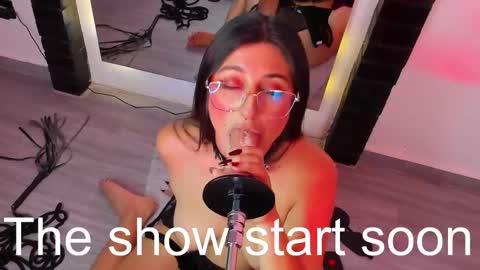 Gabriela Kassi online show from October 2025 11:06:01 AM