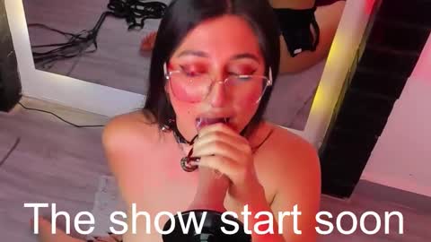 Gabriela Kassi online show from October 2025 11:07:02 AM