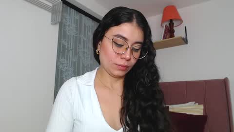 GabrielaRossa online show from December 2024 12:54:02 PM