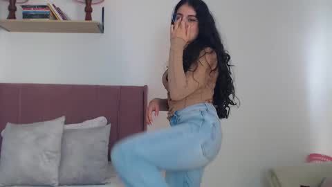 GabrielaRossa online show from February 2025 05:06:01 PM