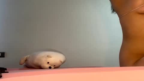 Dani online show from February 2025 11:28:01 AM