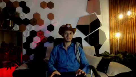 gabrieldraven online show from October 2025 08:09:02 PM