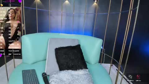 gabriellacox online show from October 2025 07:45:02 PM