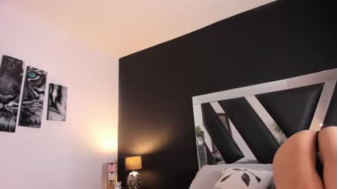 Gabriella Antonella online show from October 2025 03:09:02 PM