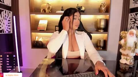 Gaby Blaze online show from December 2024 08:07:01 PM